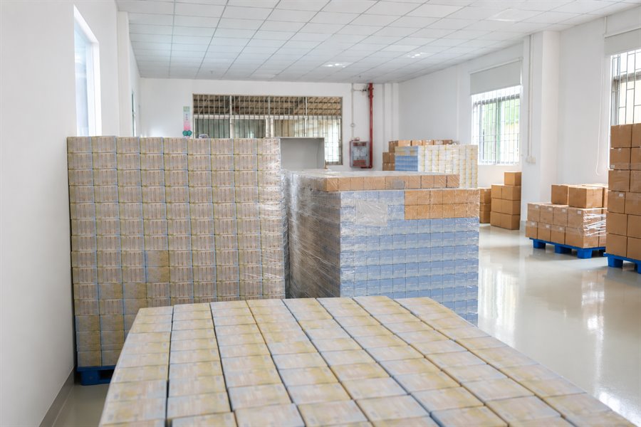 山丘造物文化发展有限公司成品仓库实拍
